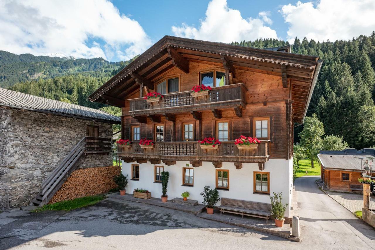 Landhaus Bohrer Mayrhofen Exterior foto